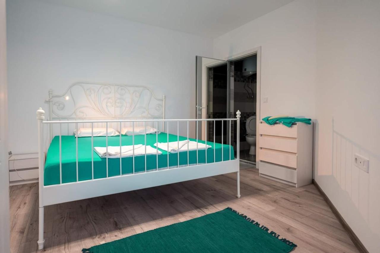 Turquoise By Rv Apartments Varna Eksteriør billede