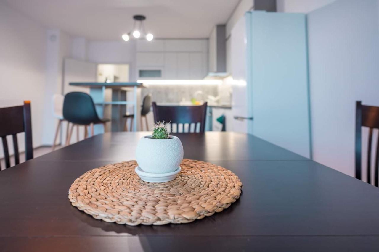 Turquoise By Rv Apartments Varna Eksteriør billede